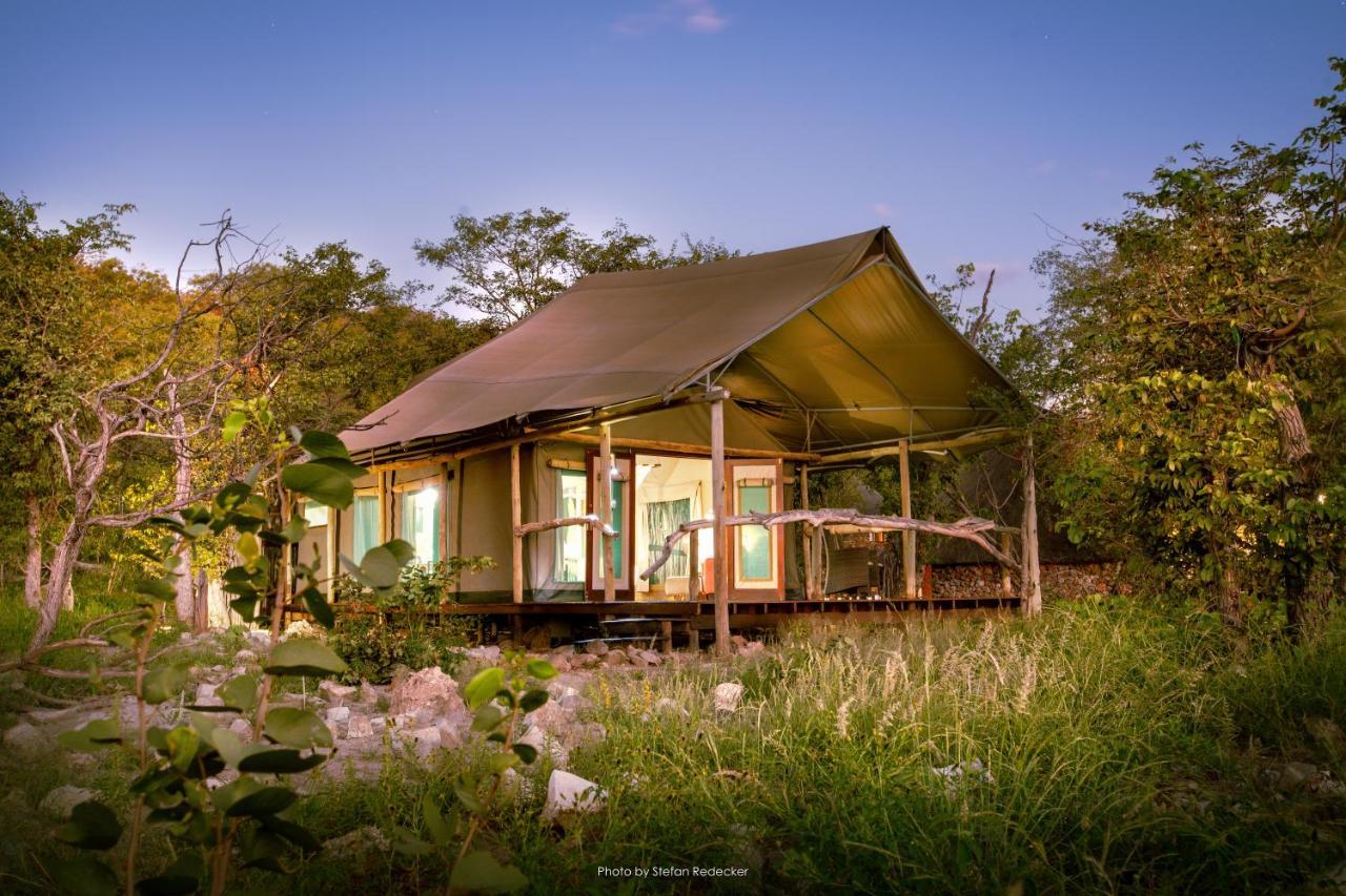 Ongava Tented Camp Окаукуехо Екстериор снимка