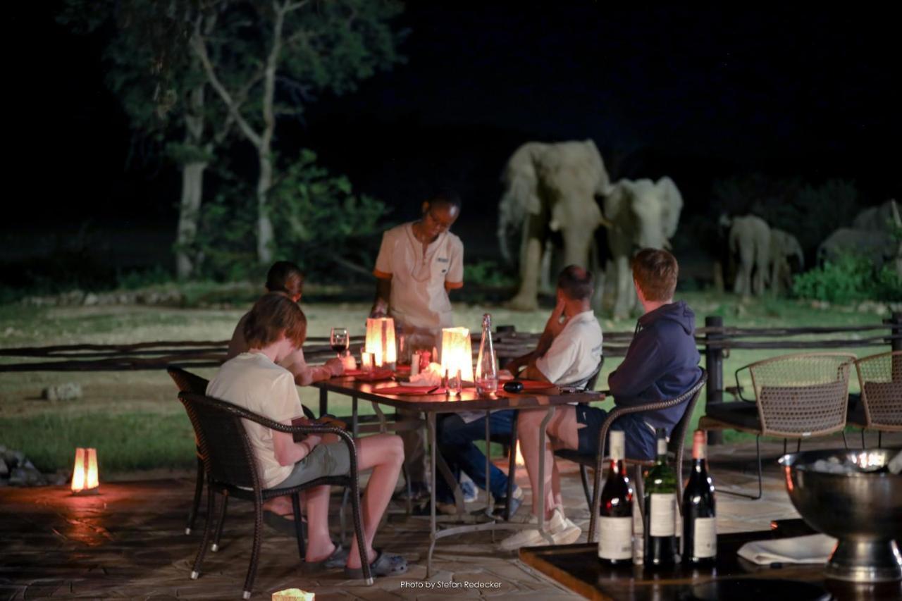 Ongava Tented Camp Окаукуехо Екстериор снимка